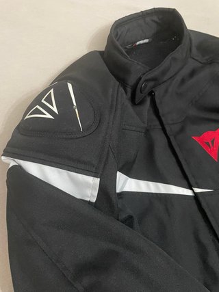 Chaqueta Dainese Talla 48 Negra