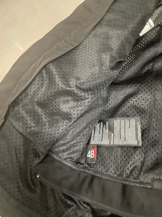 Chaqueta Dainese Talla 48 Negra
