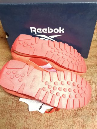 Zapatillas Reebok Rojas y Rosas talla 38