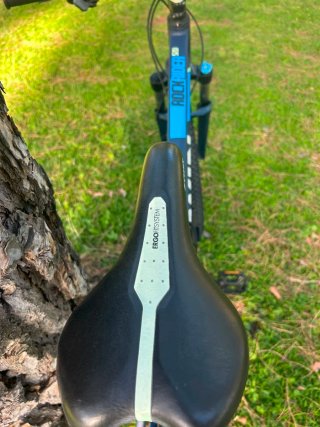 Bicicleta B-Twin montaña azul