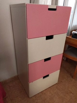 Cajonera Ikea Rosa y Blanca