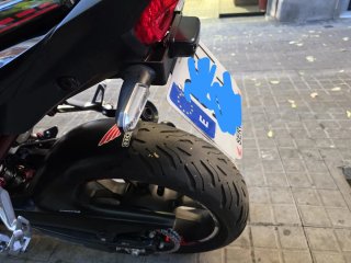 Honda Hornet 750cc 93cv Negra/Roja