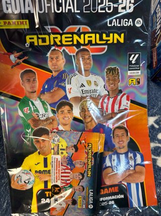 Sobre Adrenalyn LaLiga 2025-26 57 sobres