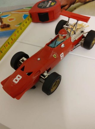 Ferrari 312 1967 Slot 1:24 Carrera
