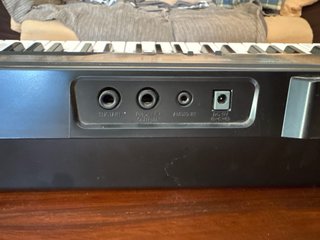 Teclado Casio CTK-3000 y soporte escucho ofertas!!