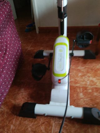 Bicicleta terapéutica estática eléctrica