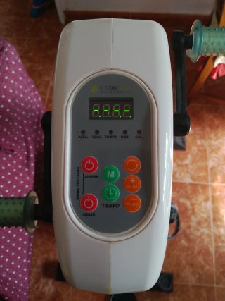 Bicicleta terapéutica estática eléctrica