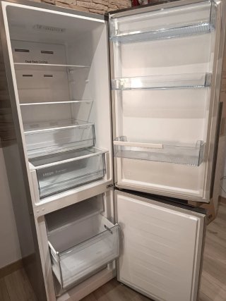 Refrigerador Hisense Gris No Frost