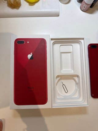 iPhone 8 Plus (PRODUCT)RED