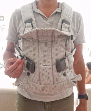Mochila Portabebés BabyBjörn One Air Gris