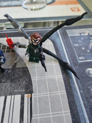 Lote Lego Figuras Star Wars y Marvel