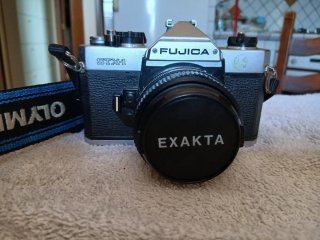 Macchina fotografica Fujica STX-1