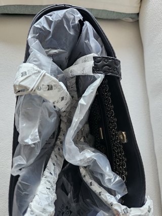 Bolso y Mochila Guess Karenina Originales