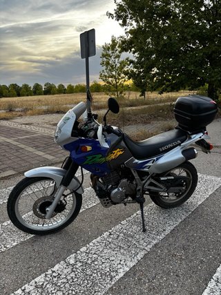 Honda Dominator 650cc Enduro