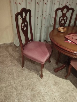 Mueble de comedor madera SI TE INTERESA ES GRATIS