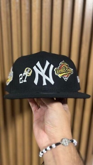 Gorra New Era Yankees Negra y Dorada