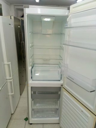 Nevera combi Candy 187/60cm A+ con garantia envió