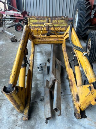 Pala Massey Ferguson 285 Completa