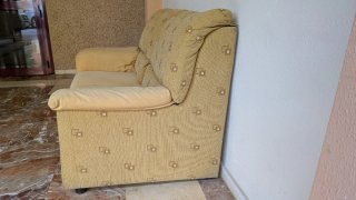 Sofá 2 plazas tela beige/amarillo