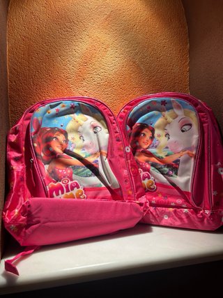 Mochila escolar niña Mia and Me