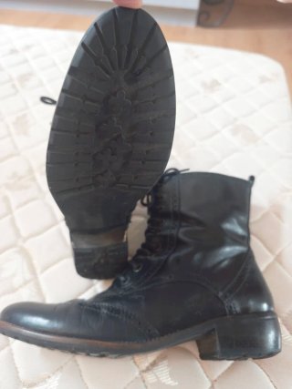 Botines Martinelli Negros Piel Cordones