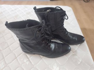 Botines Martinelli Negros Piel Cordones