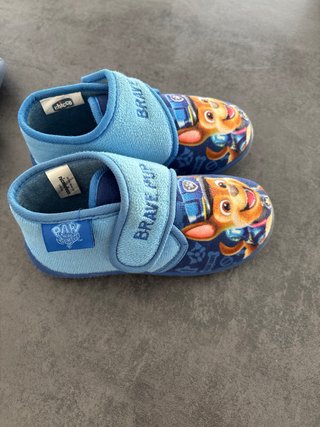 Pack Sandalias Piscina y Zapatillas Casa Paw Patro