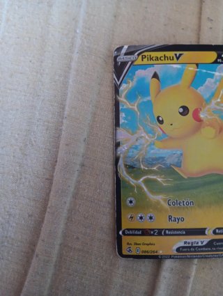Carta Pokémon Pikachu V 2022