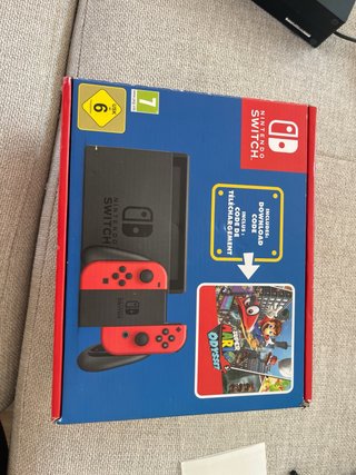 Nintendo Switch + 7 juegos + mando