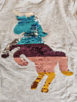 Lotto bimba 4/5 anni, due maglie e un jeans Zara.