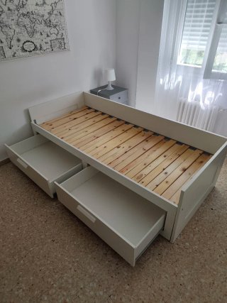 Cama divan Ikea Brimnes Blanca