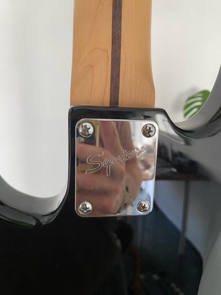Bajo Eléctrico + Amplificador + Funda Nueva Mochil
