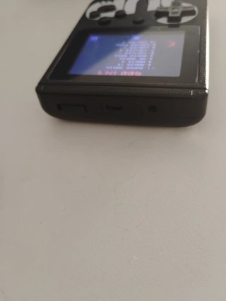 Consola Portátil SUP con 400 juegos retro