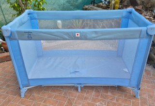 Cuna de viaje plegable azul