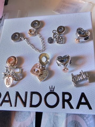Pandora Charms Corazón y Familia