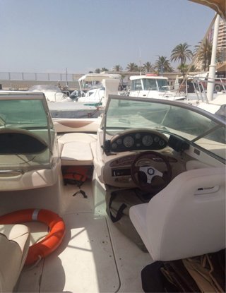 Barco 6 metros eslora. Averia en bloque motor