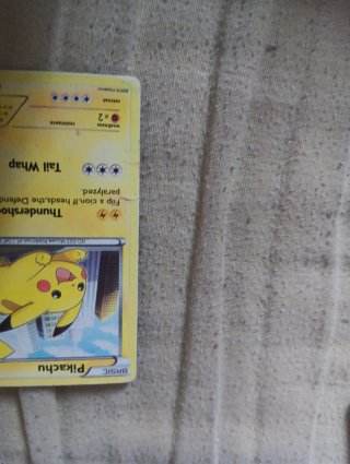 Carta Pokémon Pikachu 2012 Inglés