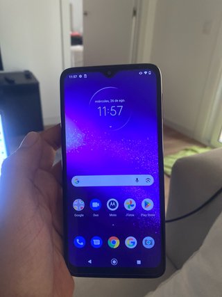 Motorola One Macro Morado