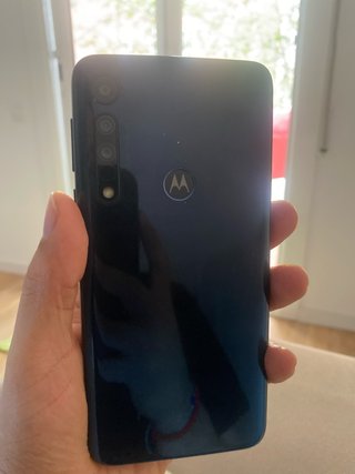 Motorola One Macro Morado