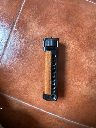 Empuñadura para cámara madera y metal
