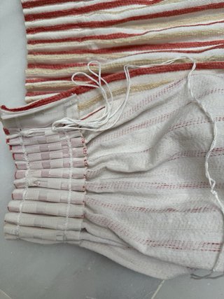 Cortinas Rayas Beige y Rojo 2.60x2.40. ( 2 )