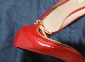 Zapato salón Kitten heel charol rojo Massimo Dutti
