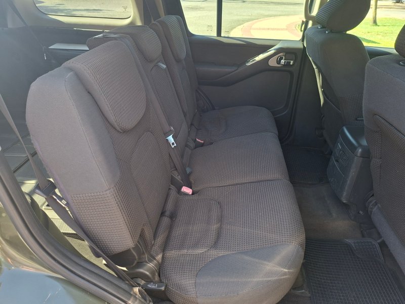 Nissan Pathfinder 2005, foto 12