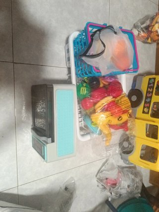 Microondas y cocina de juguete