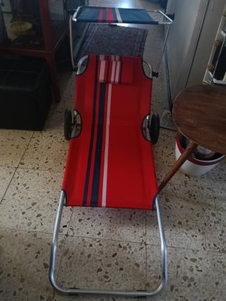 Lettino con ruote per spiaggia/giardino