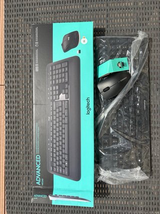 Teclado y Ratón Logitech MK540 Advanced + regalo
