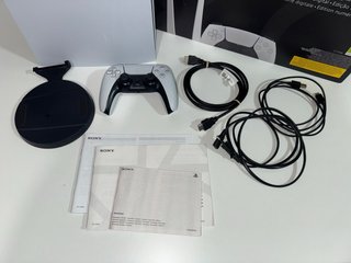 PlayStation 5 Digital Edition + Caja Original