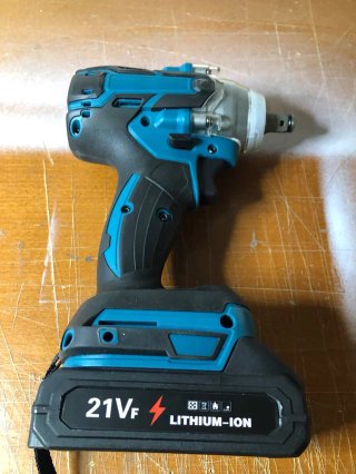 Llave de impacto a batería Brushless