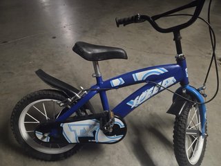 Bicicleta infantil azul