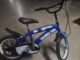 Bicicleta infantil azul